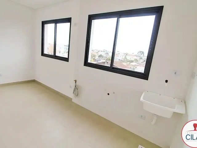 Apartamento 1 quarto e 1 banheiro, para alugar, no bairro Cajuru em Curitiba