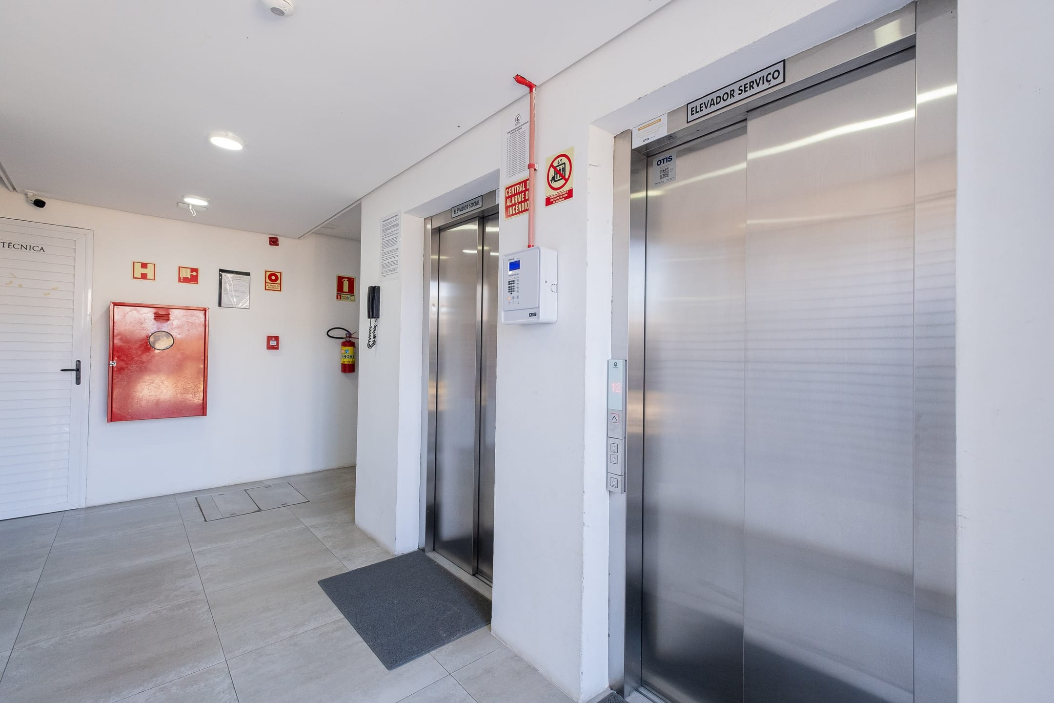 Apartamento semimobiliado à venda no Alta Vista, Centro - 72 m², 2 quartos (sendo 1 suíte), ampla sacada com churrasqueira e vista para o pôr do sol - 15