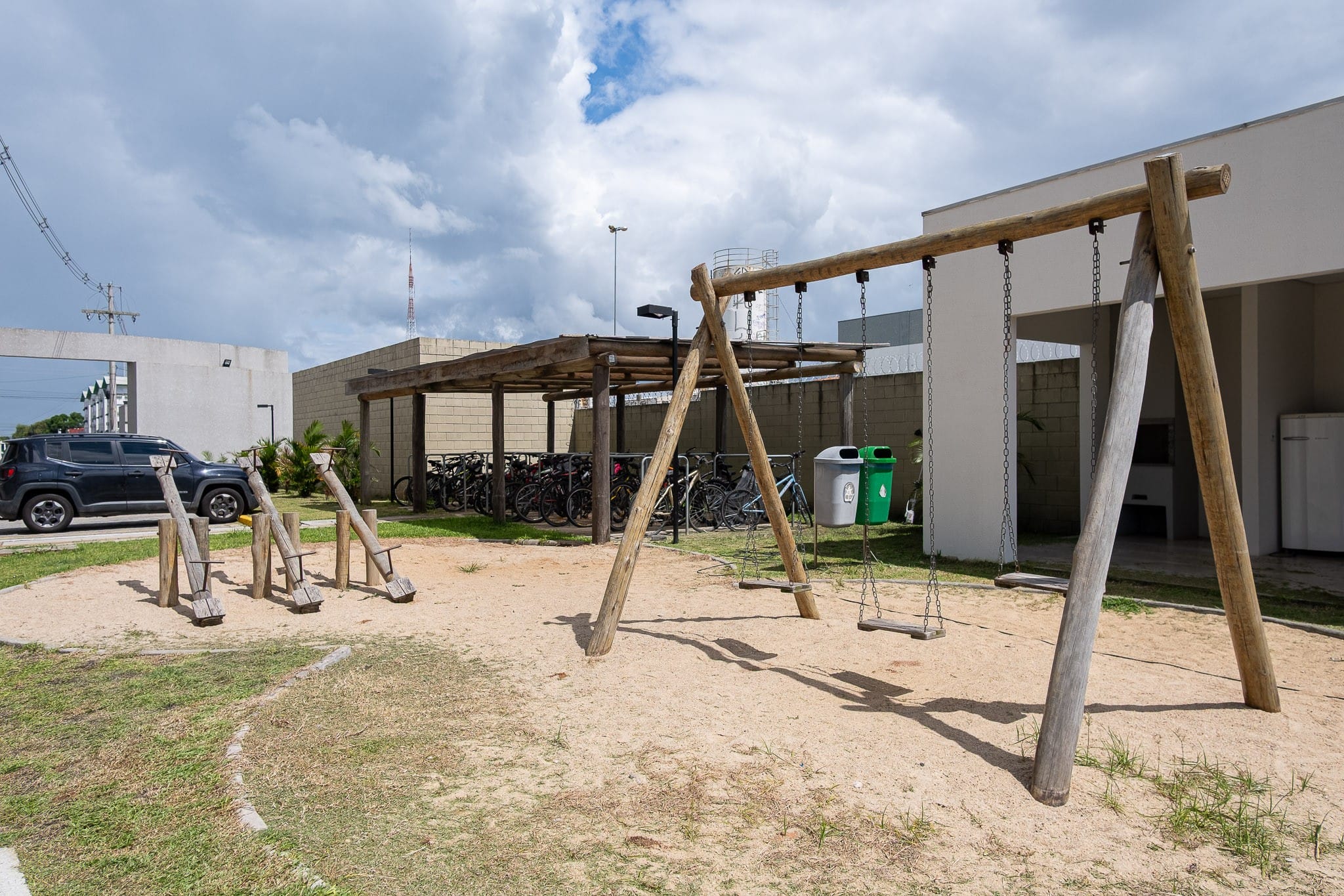Apartamento semimobiliado à venda no Alta Vista, Centro - 72 m², 2 quartos (sendo 1 suíte), ampla sacada com churrasqueira e vista para o pôr do sol - 18