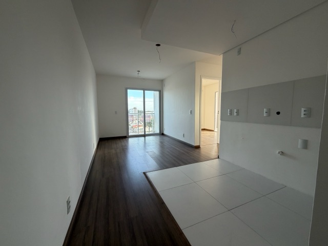 Apartamento com 66m² 2 quartos e 1 banheiro, à venda, no bairro Três Vendas em Pelotas