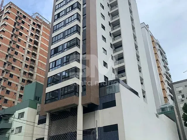 Apartamento com 305m² 4 quartos e 1 banheiro, para alugar, no bairro Centro em Chapecó
