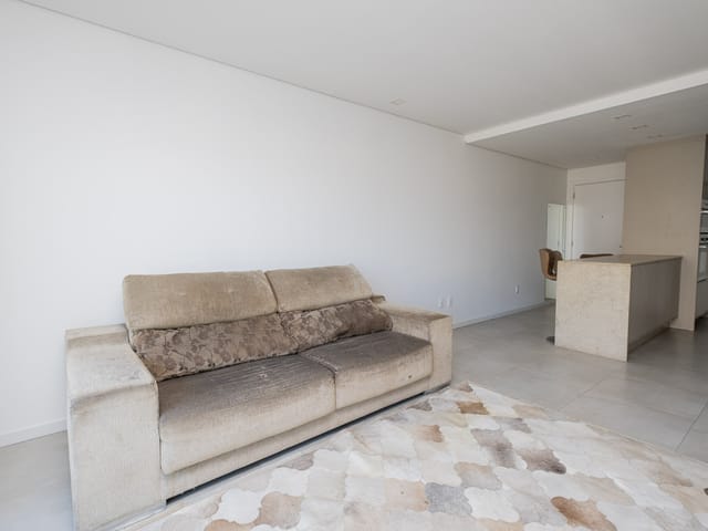 Apartamento 2 quartos e 1 banheiro, à venda ou para alugar, no bairro Centro em Pelotas