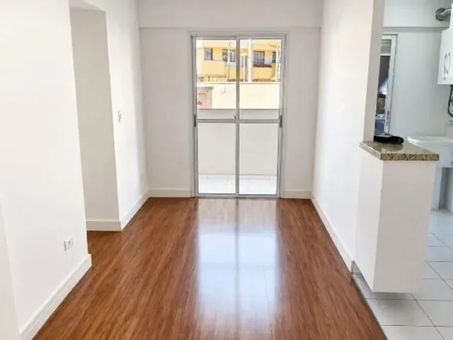 Apartamento 3 quartos e 1 banheiro, para alugar, no bairro Tingui em Curitiba