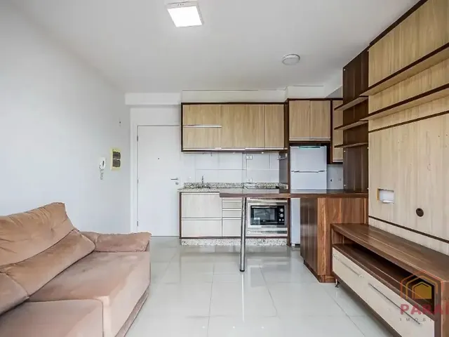 Apartamento 1 quarto e 1 banheiro, para alugar, no bairro Portão em Curitiba