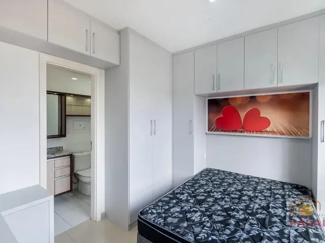 Apartamento 1 quarto e 1 banheiro, para alugar, no bairro Portão em Curitiba