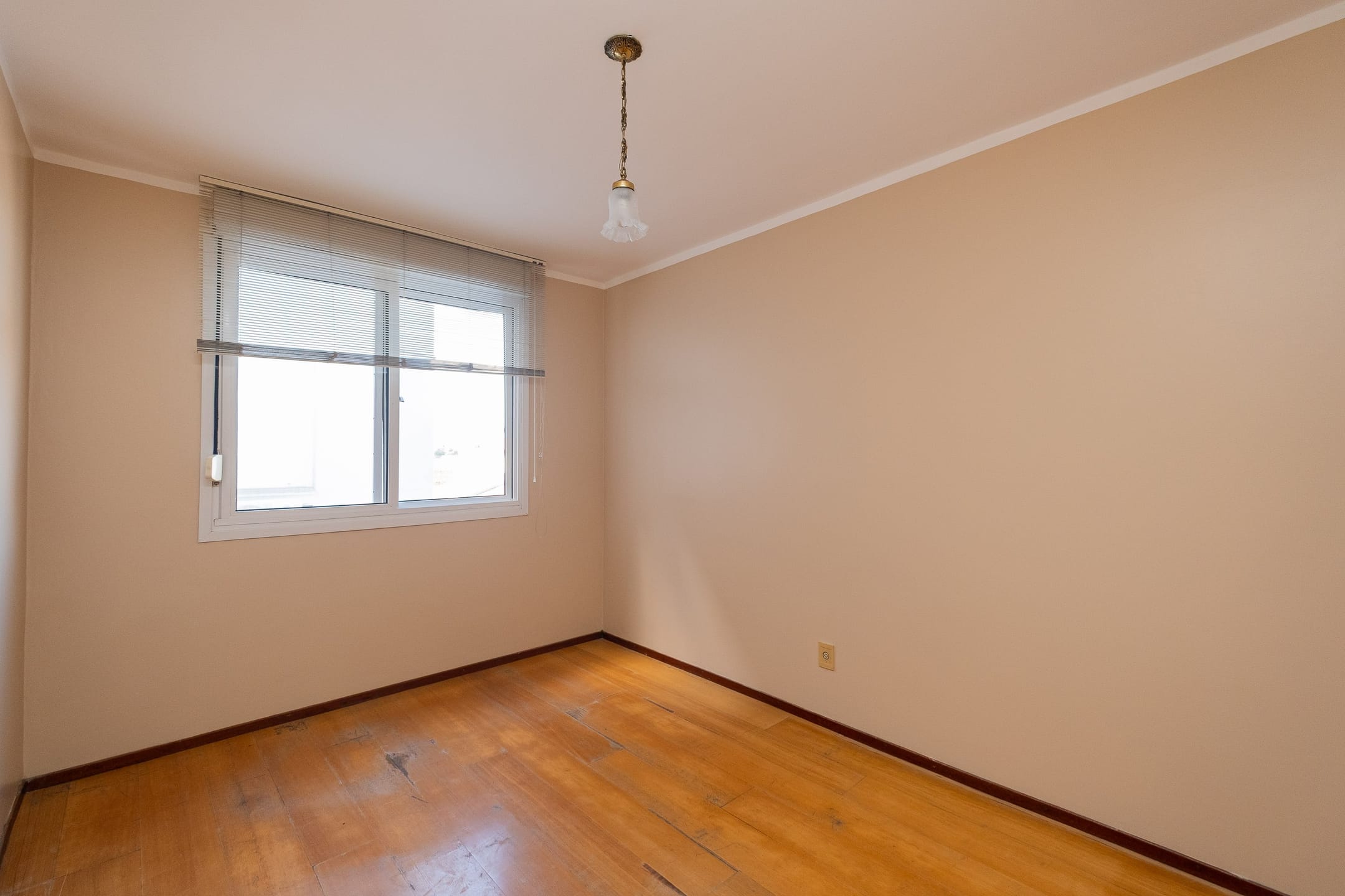 Apartamento à venda no Residencial Núbia, Centro - 66 m², 2 quartos, 2 banheiros, sacada fechada e vaga coberta. - 9