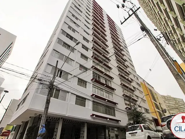 Apartamento 3 quartos e 1 banheiro, para alugar, no bairro Centro em Curitiba