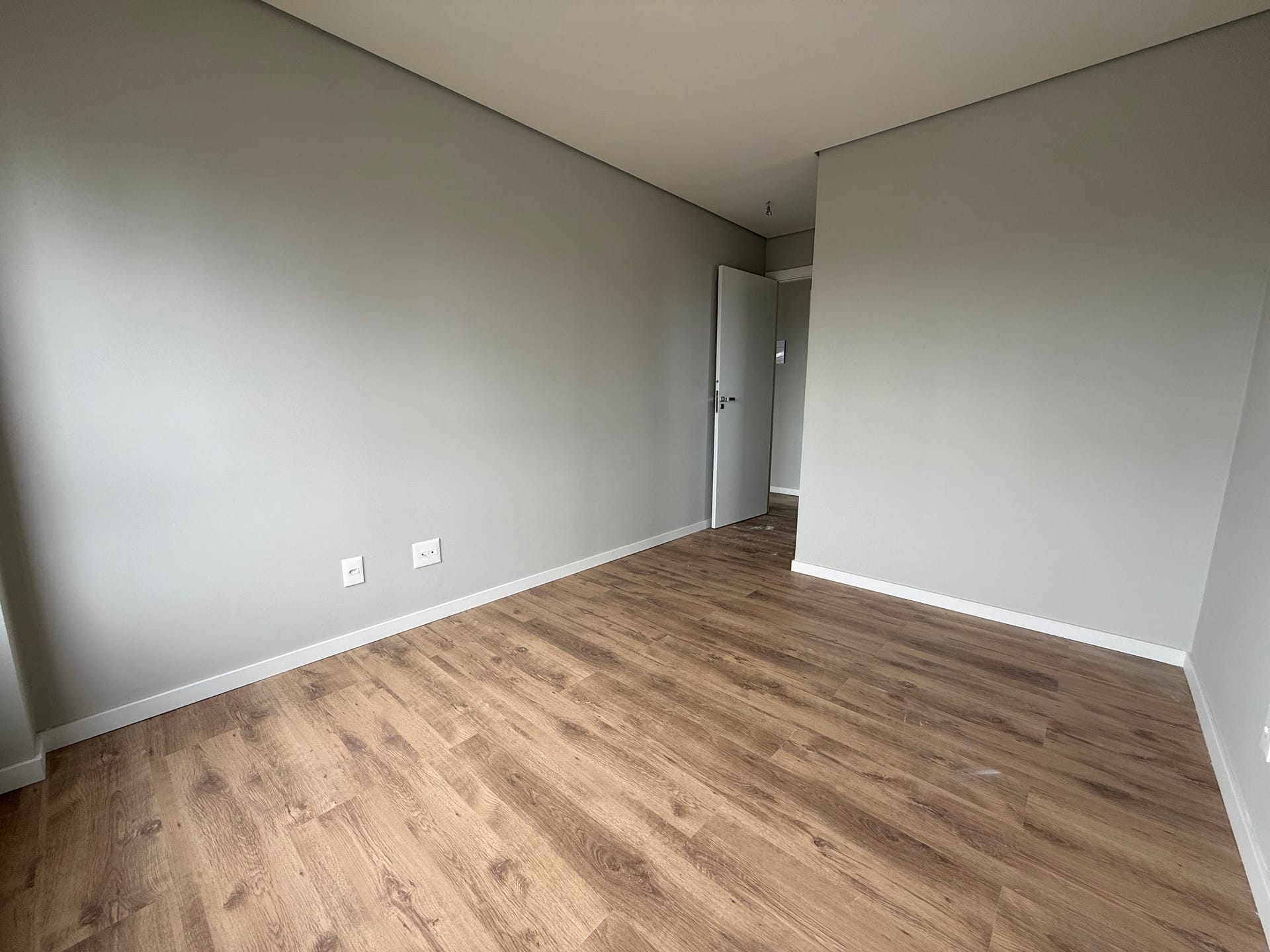 Apartamento à venda no Volver La Barra, Parque Una - 64 m², 2 quartos (sendo 1 suíte) e andar alto com sacada. - 11