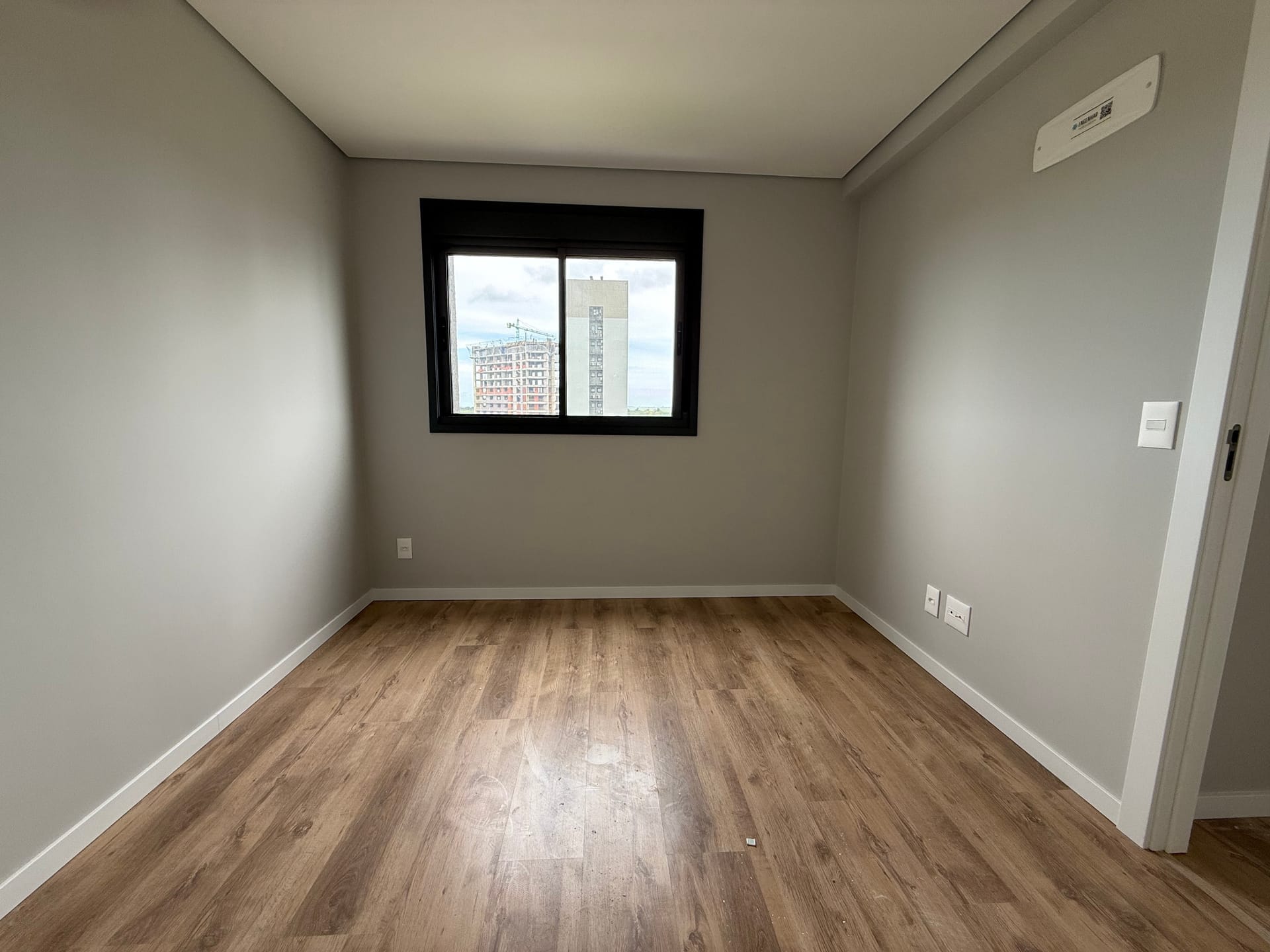 Apartamento à venda no Volver La Barra, Parque Una - 64 m², 2 quartos (sendo 1 suíte) e andar alto com sacada. - 13