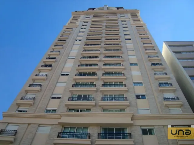 Apartamento 3 quartos e 1 banheiro, para alugar, no bairro CENTRO em Curitiba