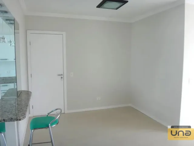 Apartamento 3 quartos e 1 banheiro, para alugar, no bairro CENTRO em Curitiba