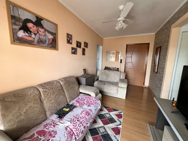 Apartamento com 82m² 3 quartos e 1 banheiro, à venda, no bairro Centro em Pelotas