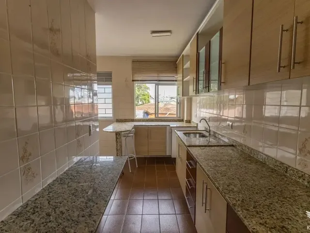 Apartamento 3 quartos e 1 banheiro, à venda, no bairro Santa Felicidade em Curitiba