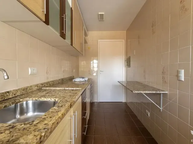 Apartamento 3 quartos e 1 banheiro, à venda, no bairro Santa Felicidade em Curitiba