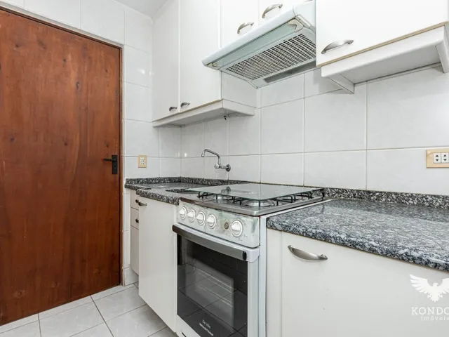 Apartamento 2 quartos e 1 banheiro, para alugar, no bairro Campo Comprido em Curitiba