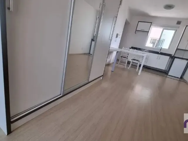 Apartamento com 47m² 1 quarto e 1 banheiro, à venda, no bairro Centro em Curitiba