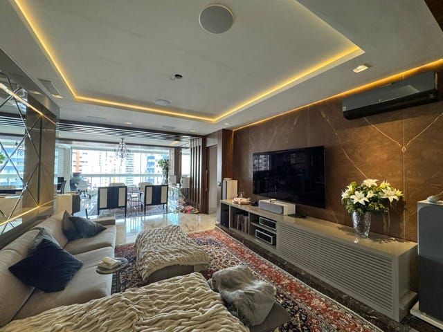 Apartamento com 343m² 3 quartos e 5 banheiros, à venda, no bairro Gleba Palhano em Londrina