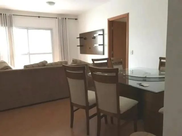 Apartamento 3 quartos e 2 banheiros, à venda, no bairro Bigorrilho em Curitiba