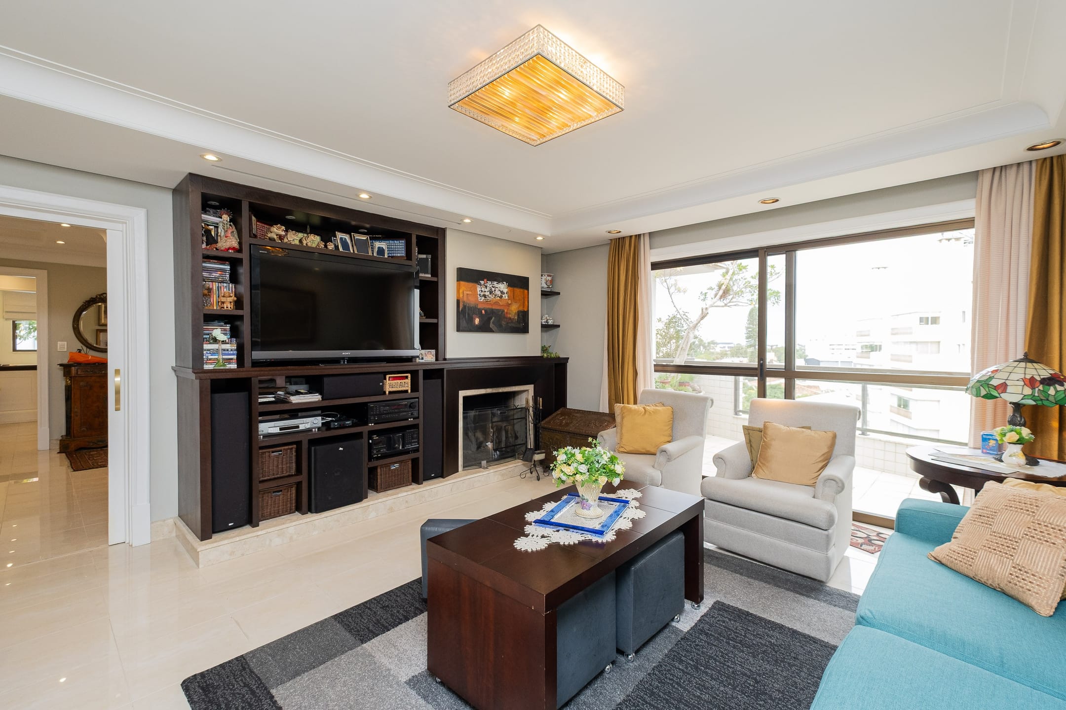 Apartamento à venda no centro de Pelotas - 400 m², 3 quartos (sendo todos suítes), móveis de alto padrão e piscina privativa. - 17