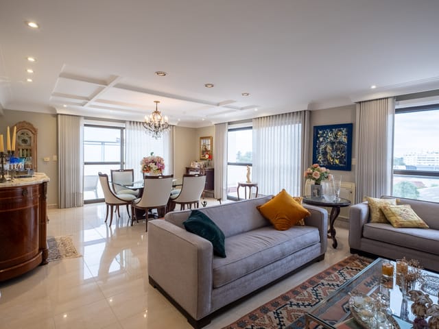 Apartamento com 480m² 3 quartos e 4 banheiros, à venda, no bairro Centro em Pelotas