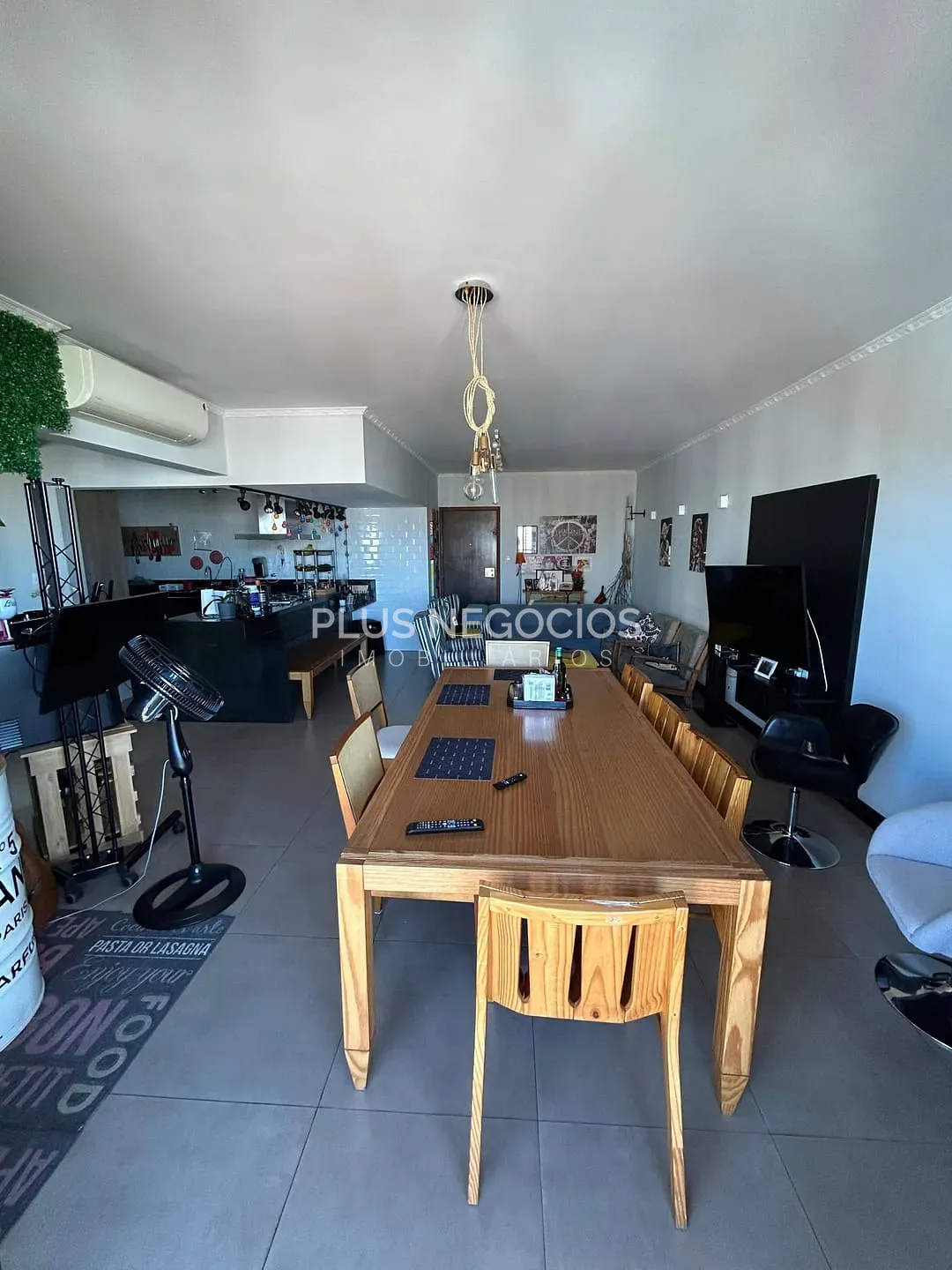 Apartamento, 3 quartos, 186 m² - Foto 1