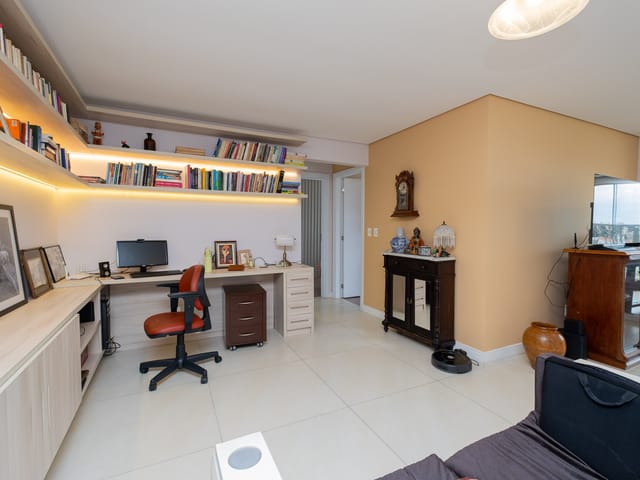 Apartamento com 157m² 2 quartos e 3 banheiros, à venda, no bairro Centro em Pelotas