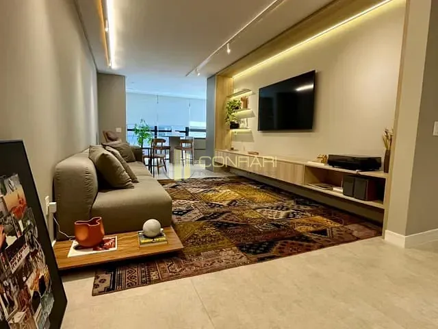 Apartamento 2 quartos e 3 banheiros, para alugar, no bairro Meia Praia em Itapema