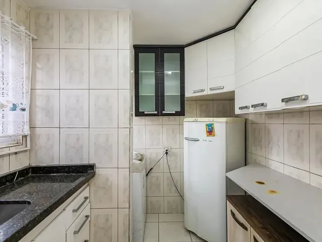 Apartamento 2 quartos e 1 banheiro, à venda, no bairro Cidade Industrial em Curitiba