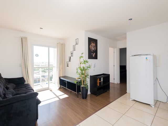 Apartamento com 62m² 2 quartos e 1 banheiro, à venda ou para alugar, no bairro Fragata em Pelotas