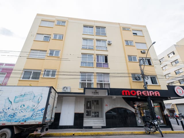 Apartamento 1 quarto e 1 banheiro, para alugar, no bairro Centro em Pelotas