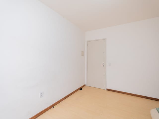 Apartamento 1 quarto e 1 banheiro, para alugar, no bairro Centro em Pelotas