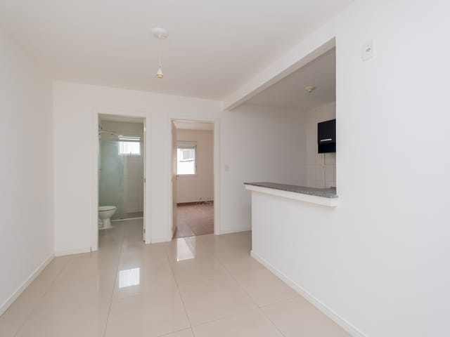Apartamento 1 quarto e 1 banheiro, para alugar, no bairro Centro em Pelotas