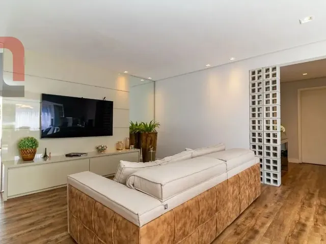 Apartamento 3 quartos e 4 banheiros, à venda, no bairro São Lourenço em Curitiba