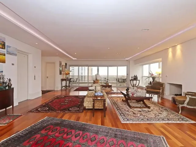 Apartamento 4 quartos e 5 banheiros, à venda, no bairro Campo Comprido em Curitiba