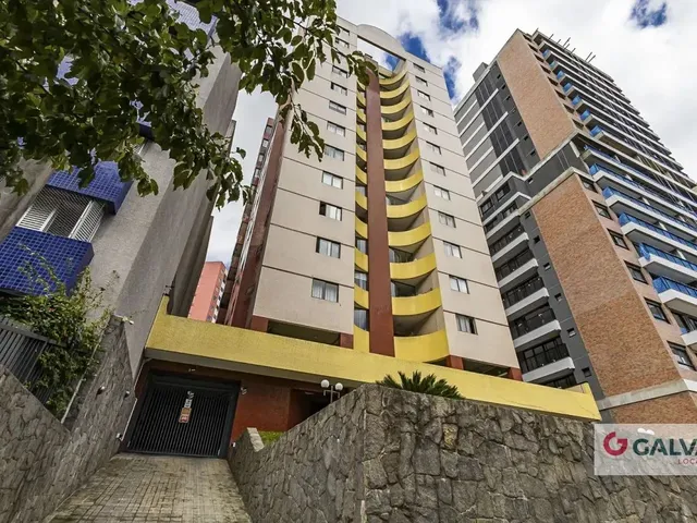 Apartamento 3 quartos e 1 banheiro, para alugar, no bairro Cristo Rei em Curitiba