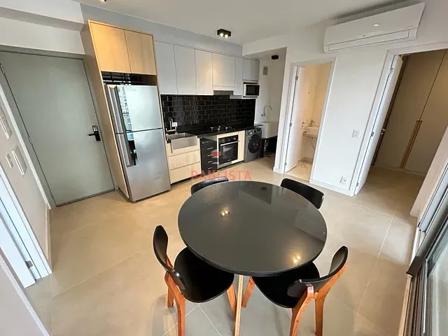 Apartamento 2 quartos e 3 banheiros, para alugar, no bairro Pinheiros em São Paulo