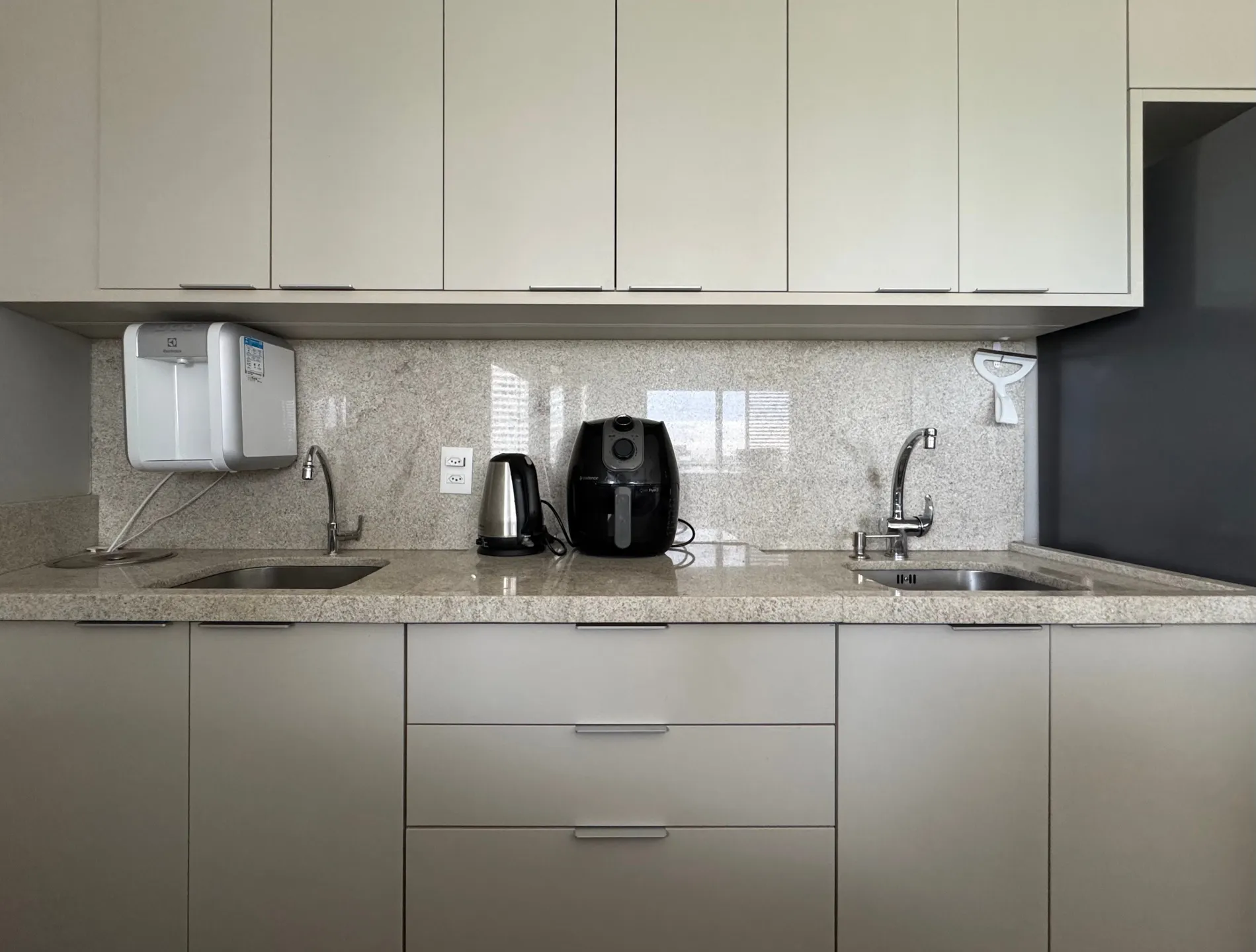 Apartamento mobiliado à venda no Inn, Parque Una - 46 m², 1 quarto, sacada com vista privilegiada para o Parque e vaga coberta. - 11
