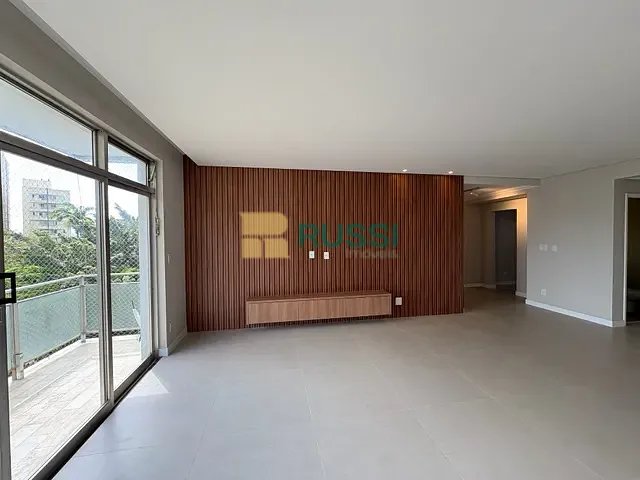 Apartamento 4 quartos e 3 banheiros, à venda, no bairro Centro em São José dos Campos