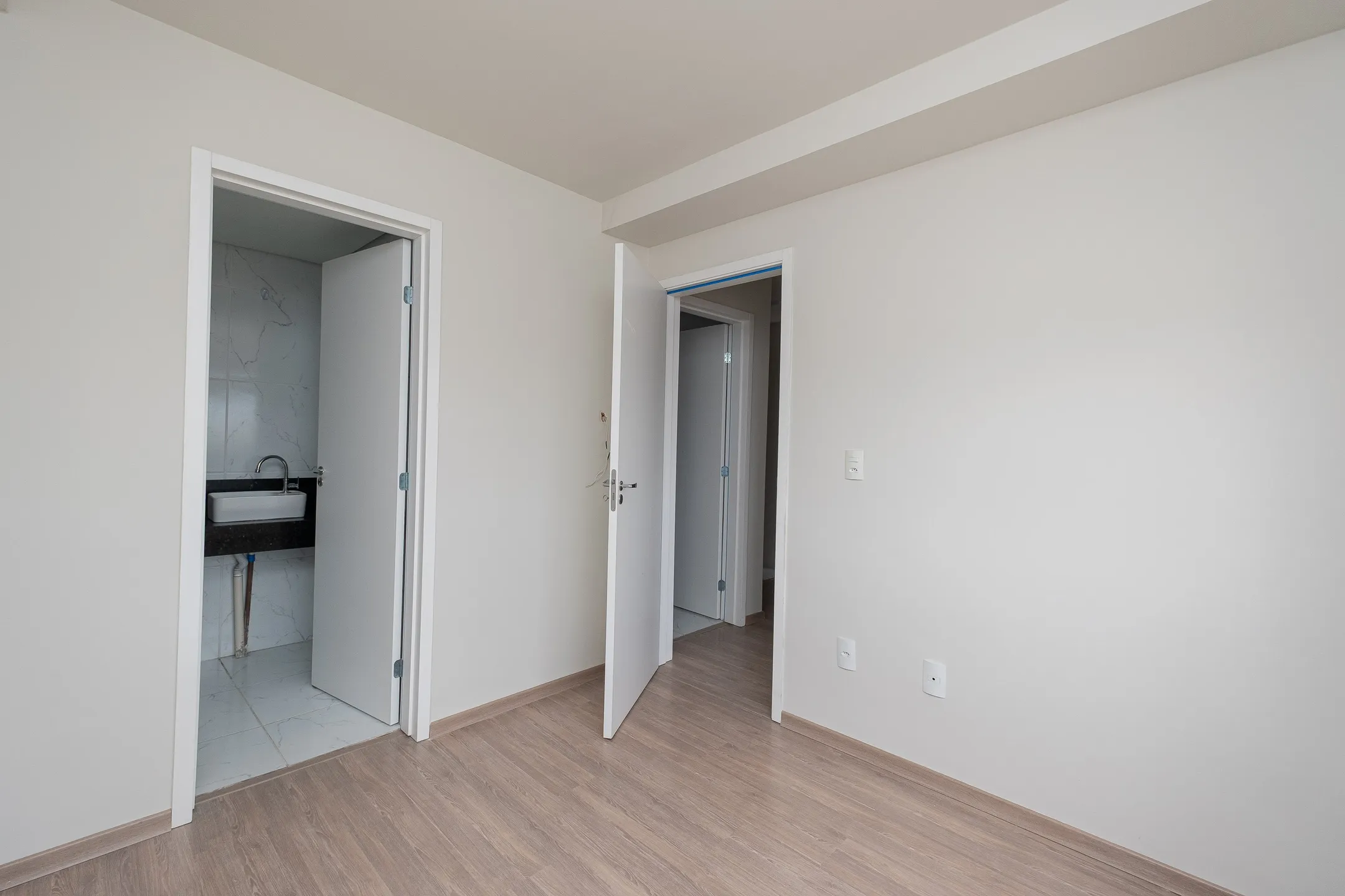 Apartamento à venda no Duque 1128, Fragata - 55 m², 2 quartos (sendo 1 suíte), cozinha planejada e sacada com churrasqueira. - 7