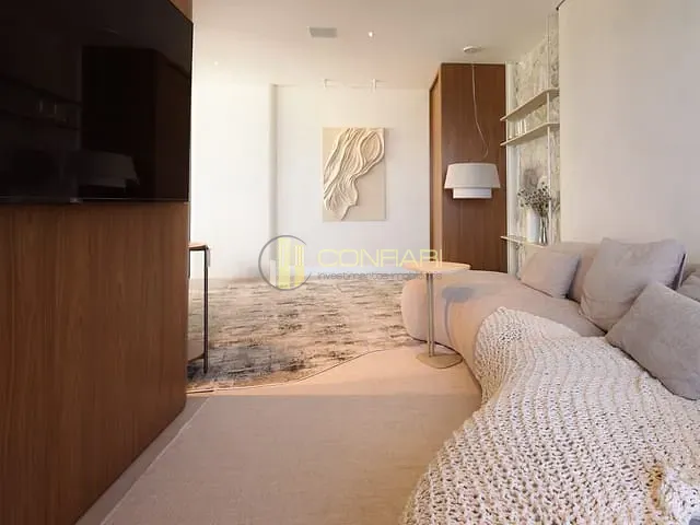 Apartamento 4 quartos e 4 banheiros, à venda, no bairro Centro em Itapema