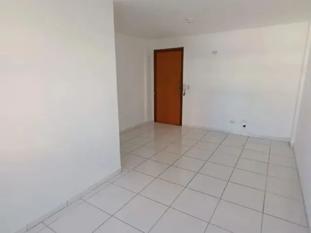 Apartamento 1 quarto e 1 banheiro, para alugar, no bairro Centro em Curitiba