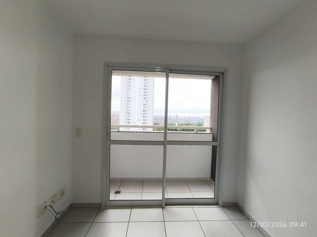 Apartamento 3 quartos e 2 banheiros, para alugar, no bairro Gleba Fazenda Palhano em Londrina