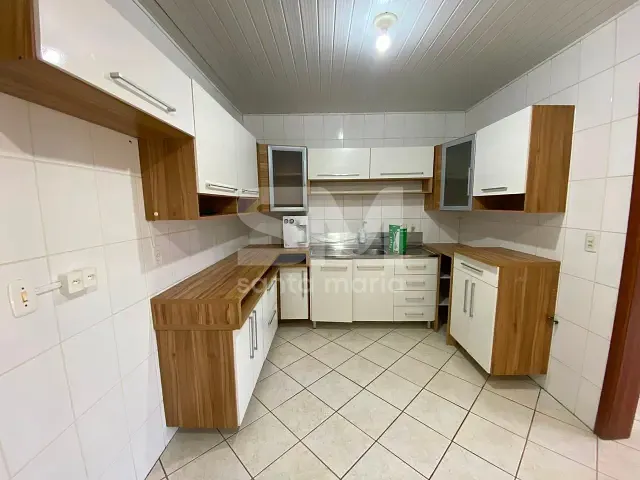 Apartamento 3 quartos e 2 banheiros, para alugar, no bairro São Lucas em Chapecó