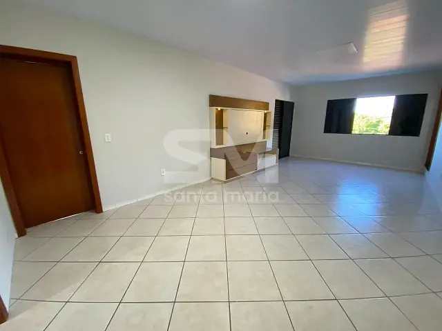 Apartamento 3 quartos e 2 banheiros, para alugar, no bairro São Lucas em Chapecó