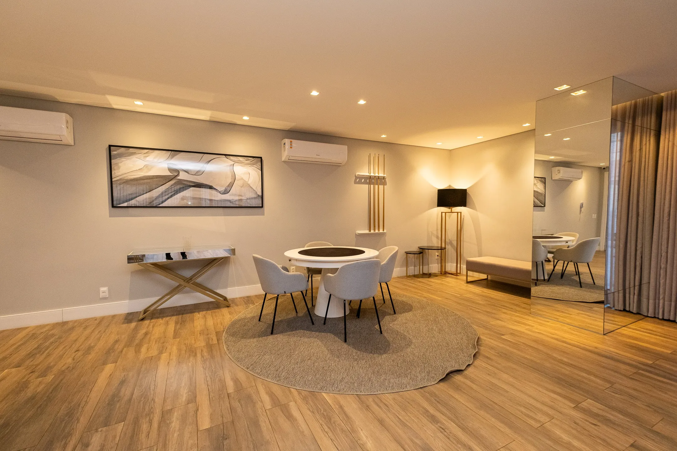 Apartamento 2 dormitórios com 1 suíte para aluguel na Dom Joaquim, bairro Centro, em Pelotas RS, ótima localização e conforto - 14