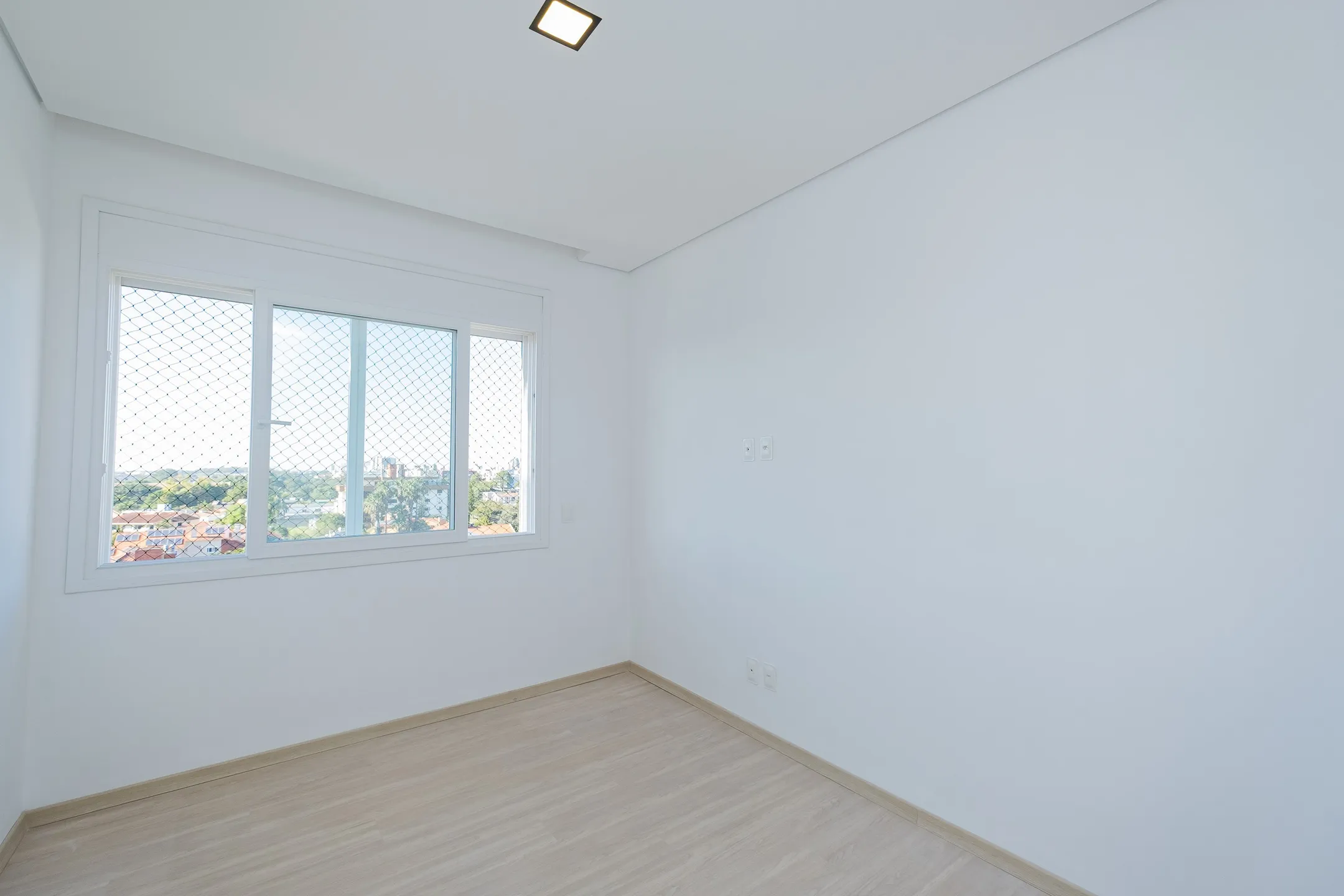 Apartamento 2 dormitórios com 1 suíte para aluguel na Dom Joaquim, bairro Centro, em Pelotas RS, ótima localização e conforto - 7