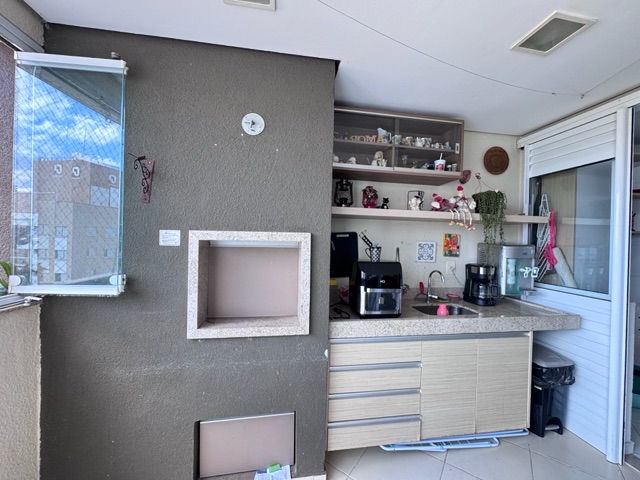 Apartamento 3 quartos e 2 banheiros, à venda, no bairro Gleba Palhano em Londrina