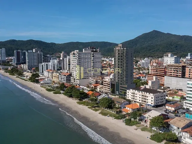 Apartamento 4 quartos e 4 banheiros, à venda, no bairro Pereque em Porto Belo