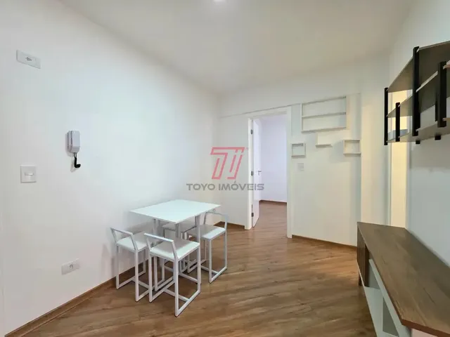 Apartamento 1 quarto e 1 banheiro, para alugar, no bairro Água Verde em Curitiba