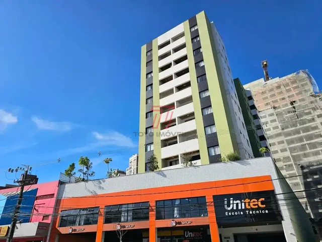 Apartamento 2 quartos e 2 banheiros, para alugar, no bairro Portão em Curitiba
